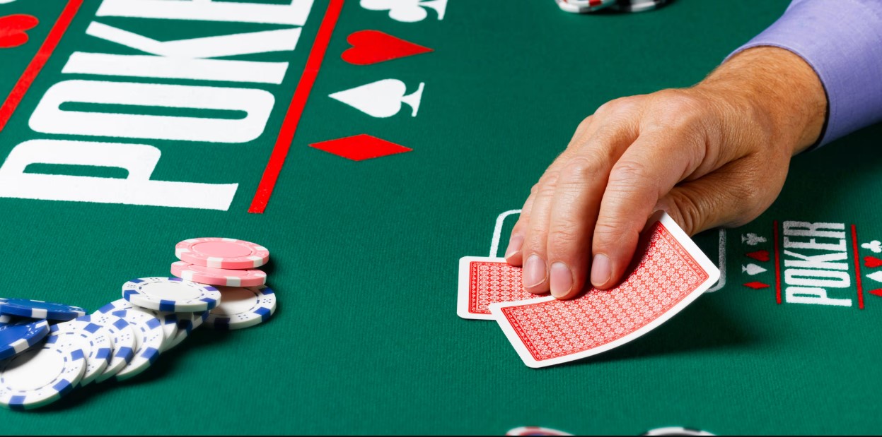 Nắm rõ hệ thống luật chơi Poker cơ bản